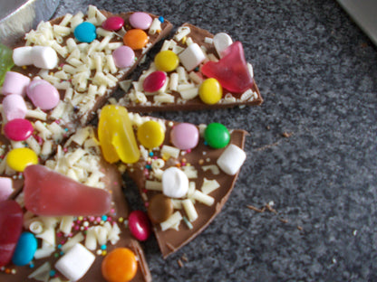 chocolate pizza kit, make your own chocolate pizza gift set, chocolate craft, grate for Easter kraft activity